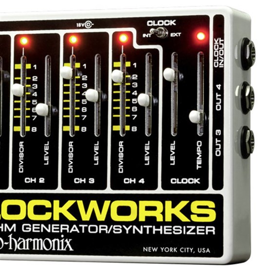 Electro Harmonix Clockworks Rhythm Generator / Synthesizer Pedal