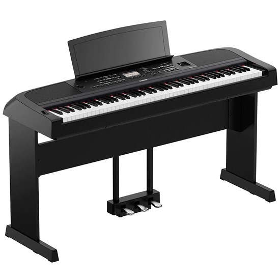 Yamaha DGX-670 Portable Grand Piano (Black)