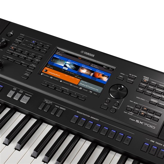 Yamaha PSR-SX700 Arranger Workstation Keyboard